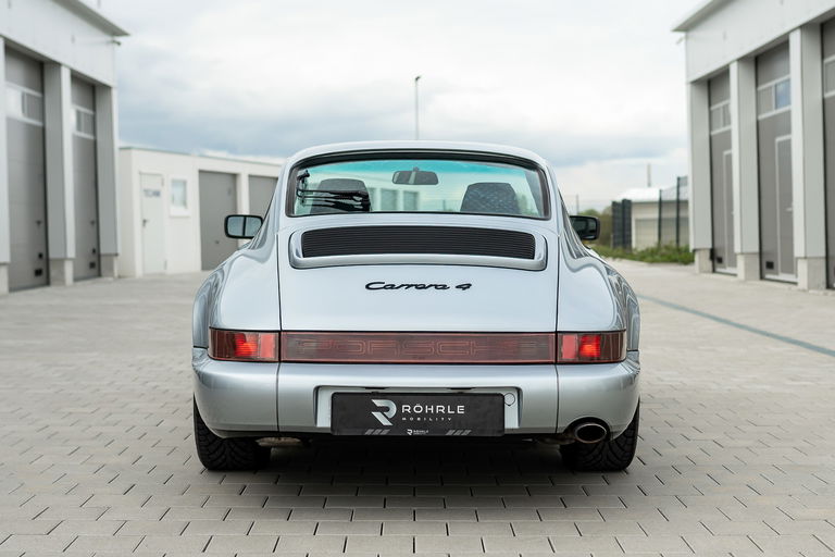 Porsche 964 Carrera 4