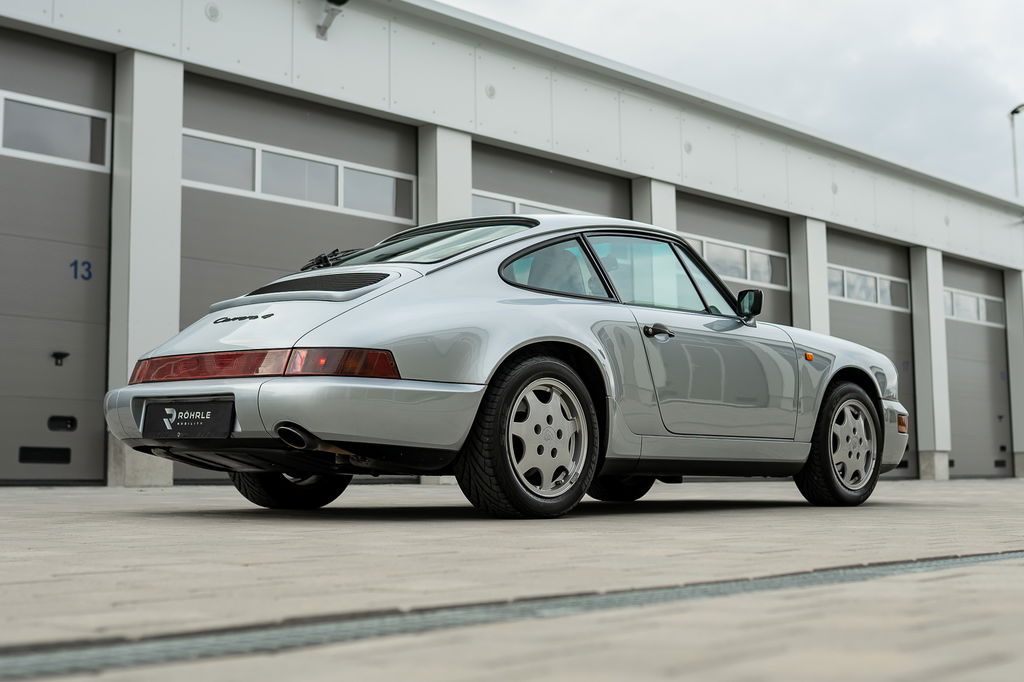 Porsche 964 Carrera 4