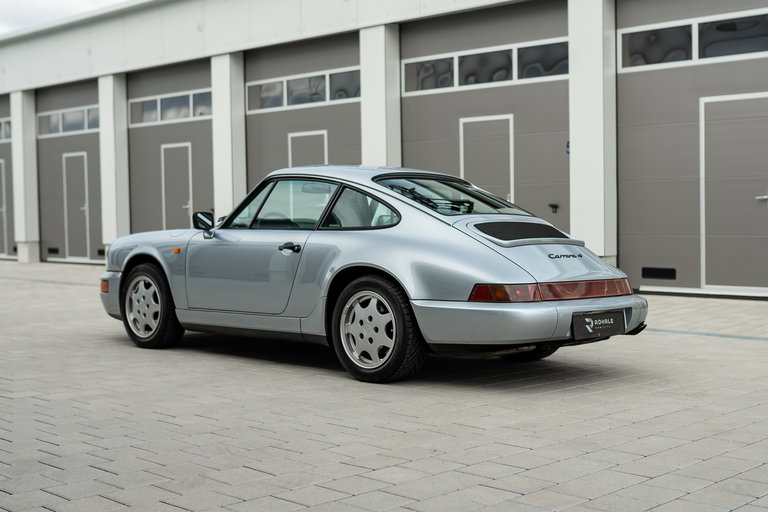 Porsche 964 Carrera 4