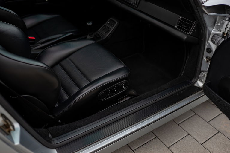 Porsche 964 Carrera 4