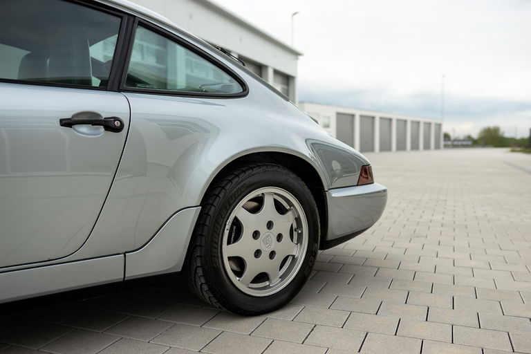 Porsche 964 Carrera 4