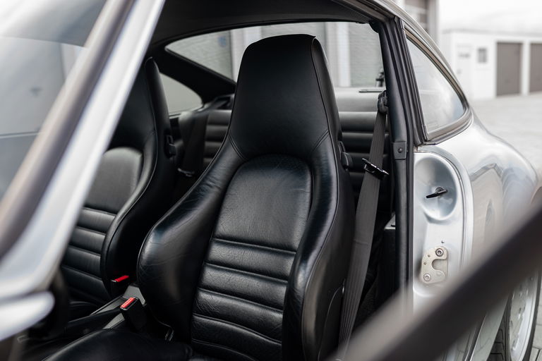 Porsche 964 Carrera 4