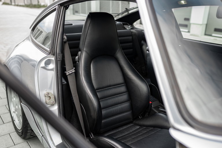 Porsche 964 Carrera 4