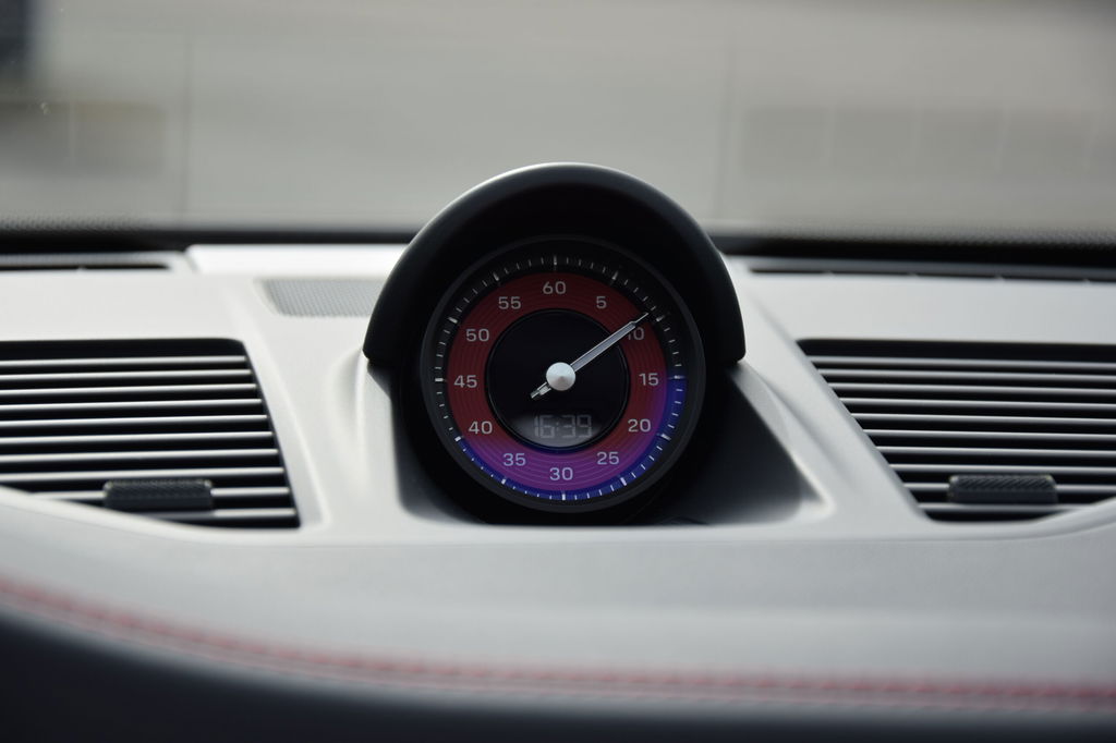 Porsche 992 Carrera GTS