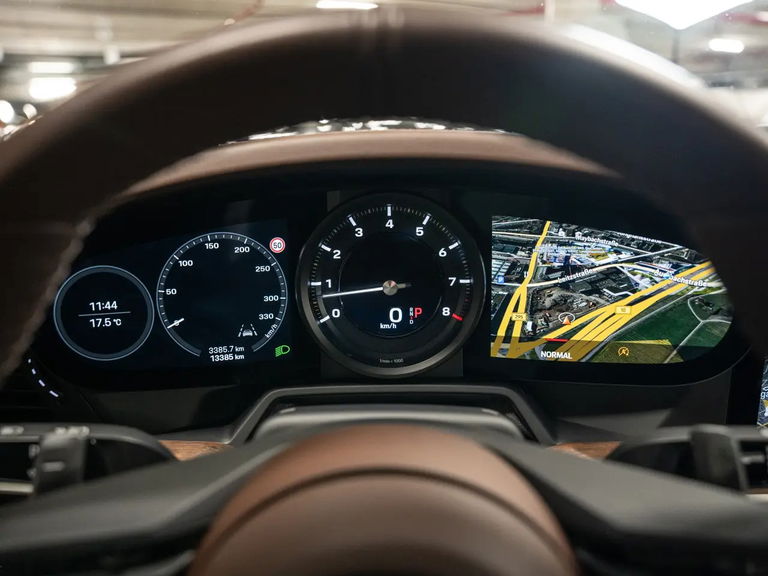 Porsche 992 Carrera 4S