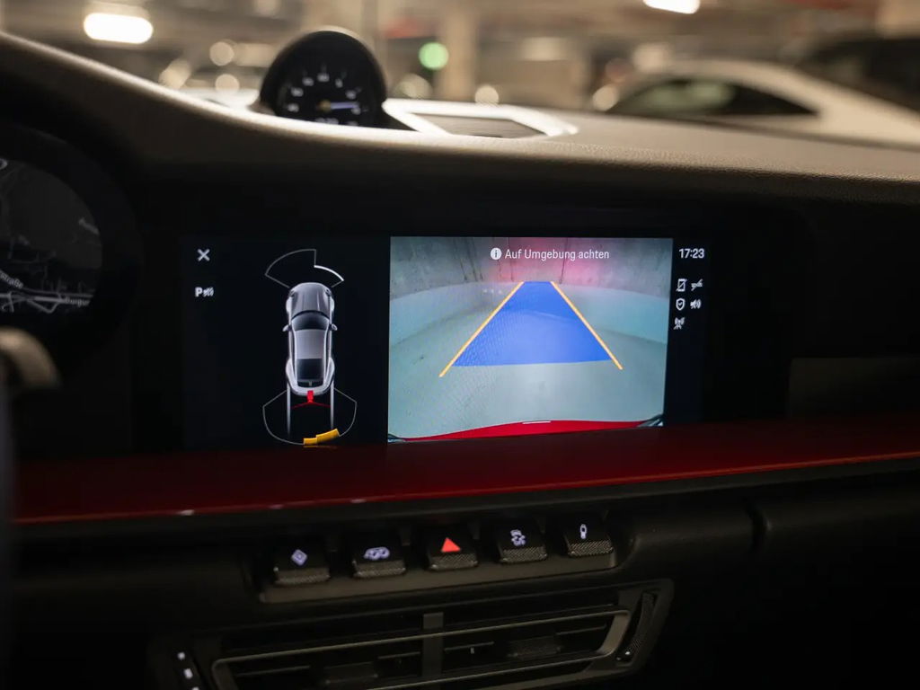 Porsche 992 Carrera GTS