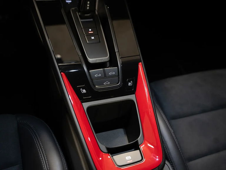 Porsche 992 Carrera GTS