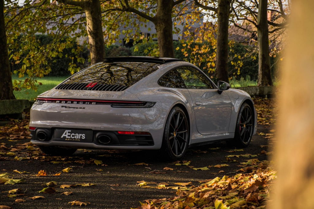 Porsche 992 Carrera 4S