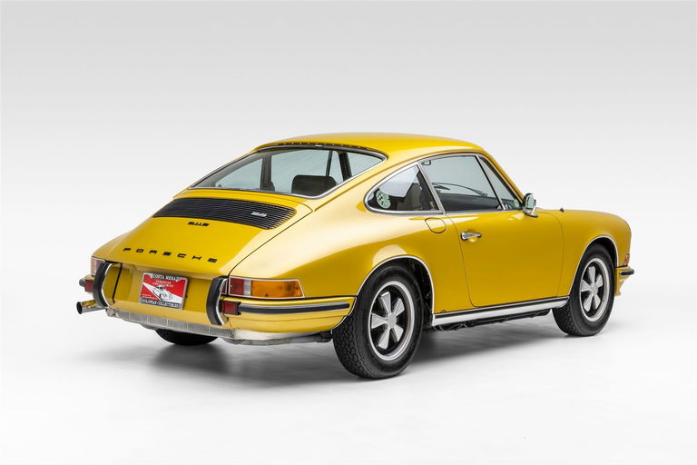Porsche 911 S (F-Modell)