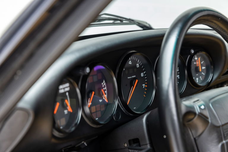 Porsche 964 Carrera 4