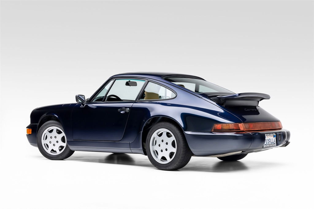 Porsche 964 Carrera 4