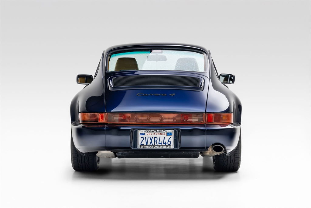 Porsche 964 Carrera 4