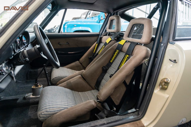 1976-porsche-911-safari