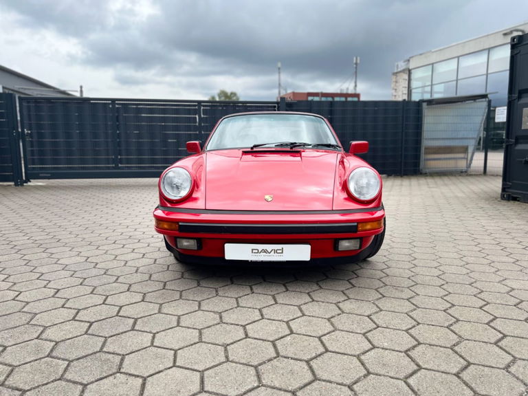 Porsche 911 Carrera 3.2 (US)