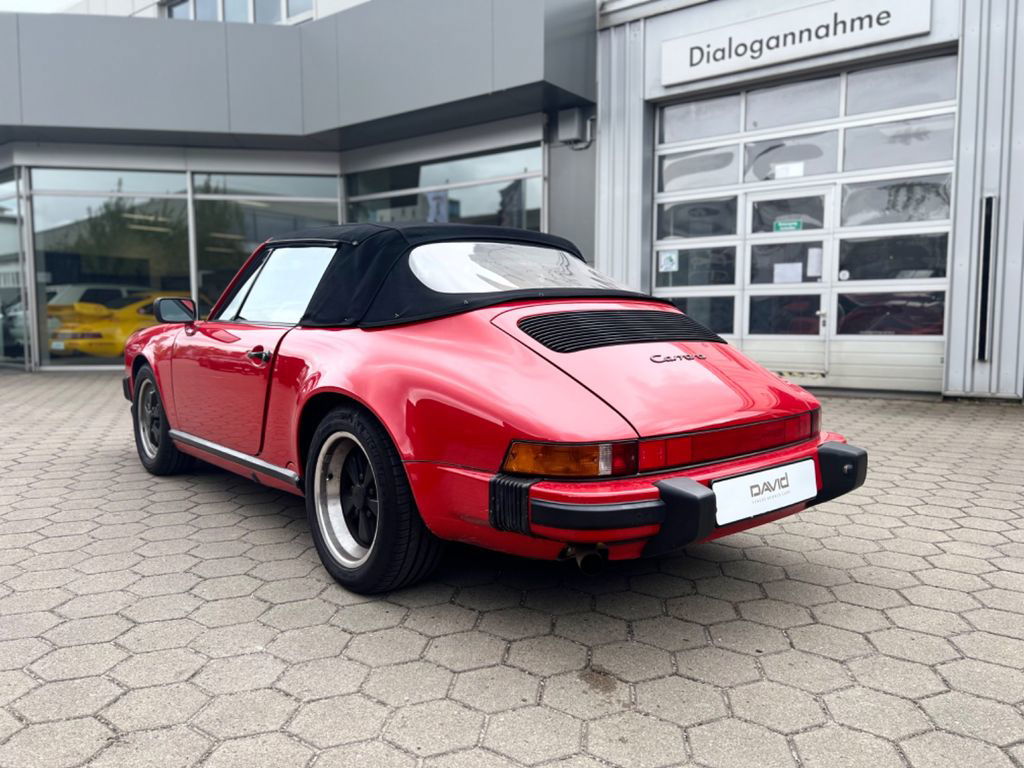 Porsche 911 Carrera 3.2 (US)