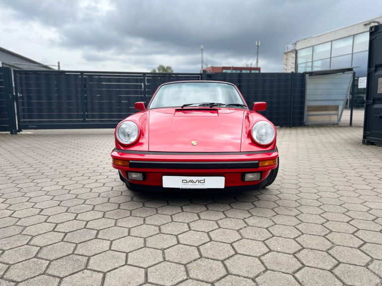 Porsche 911 Carrera 3.2 (US)