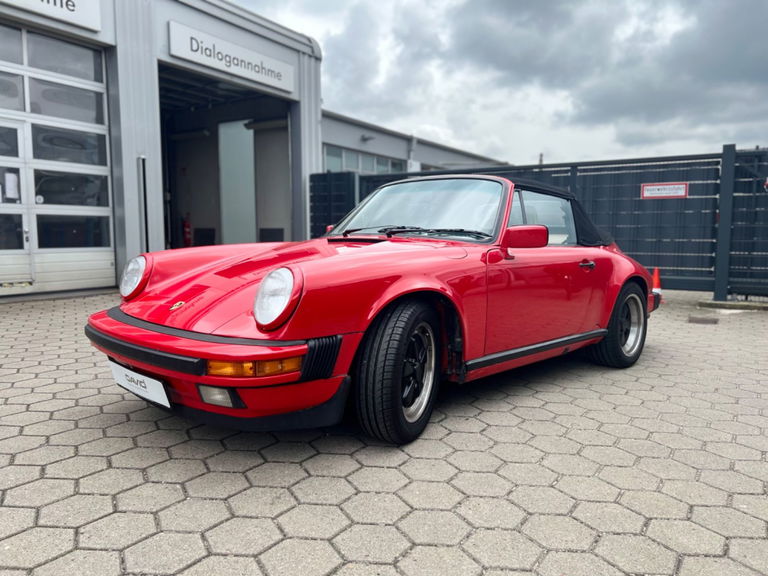 Porsche 911 Carrera 3.2 (US)