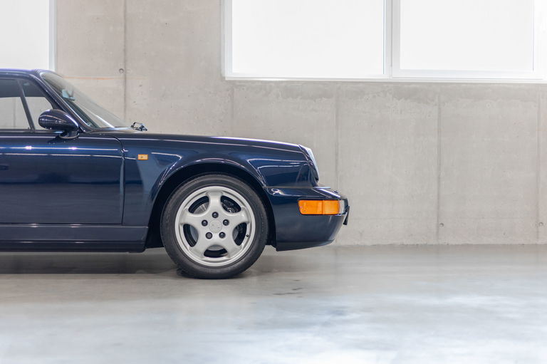Porsche 964 Carrera 4