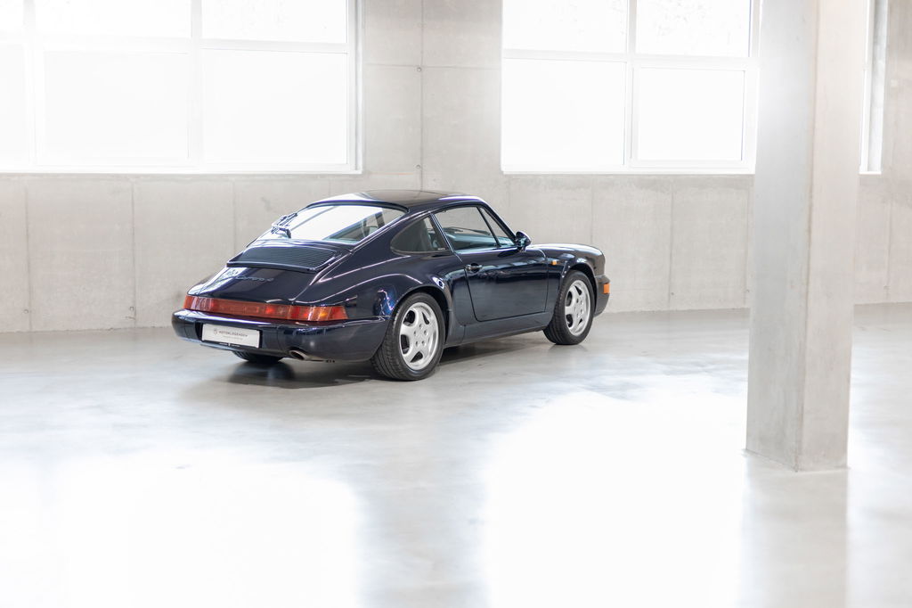 Porsche 964 Carrera 4