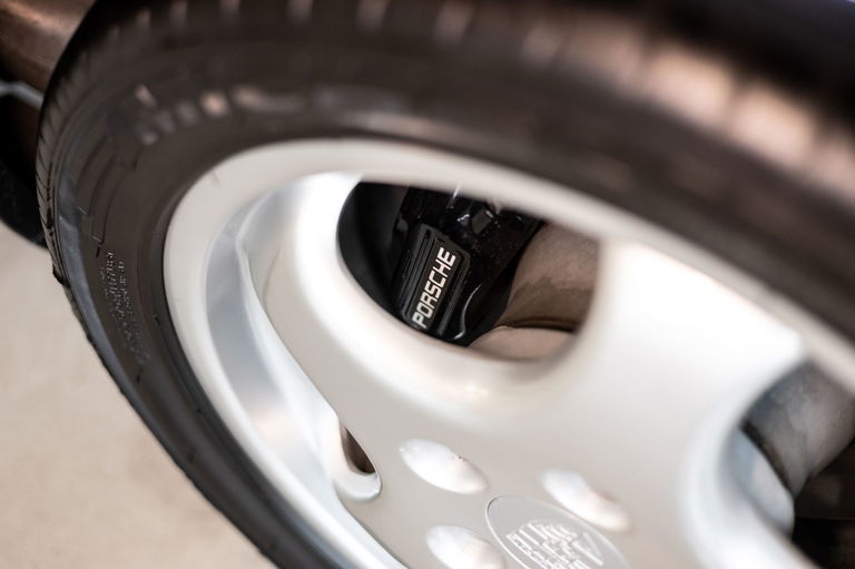 Porsche 964 Carrera 4