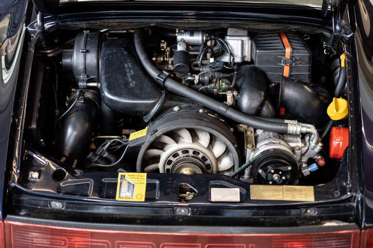 Porsche 964 Carrera 4