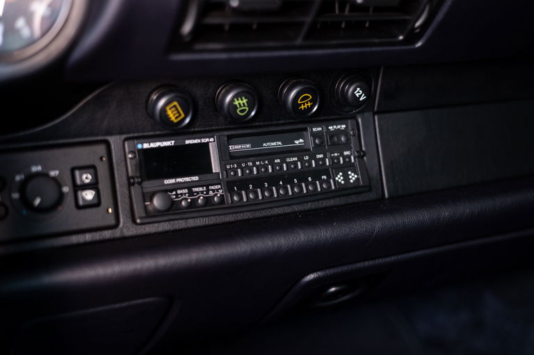 Porsche 964 Carrera 4