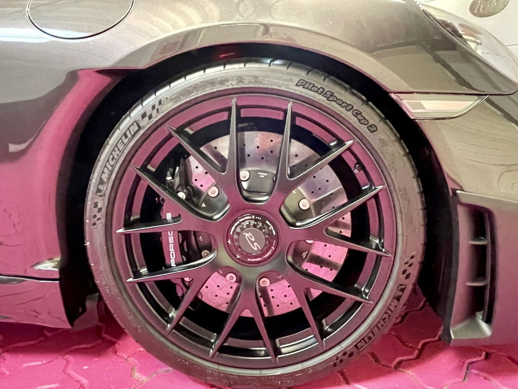 Porsche 718 Cayman GT4 RS