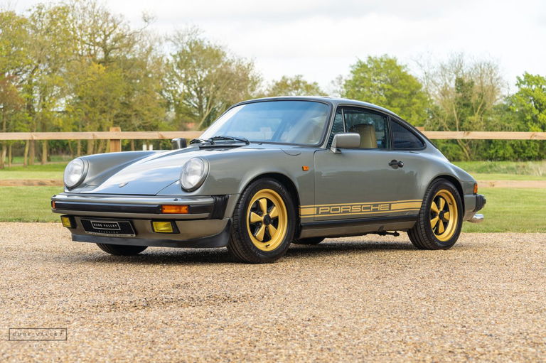 Porsche 911 Carrera 3.2