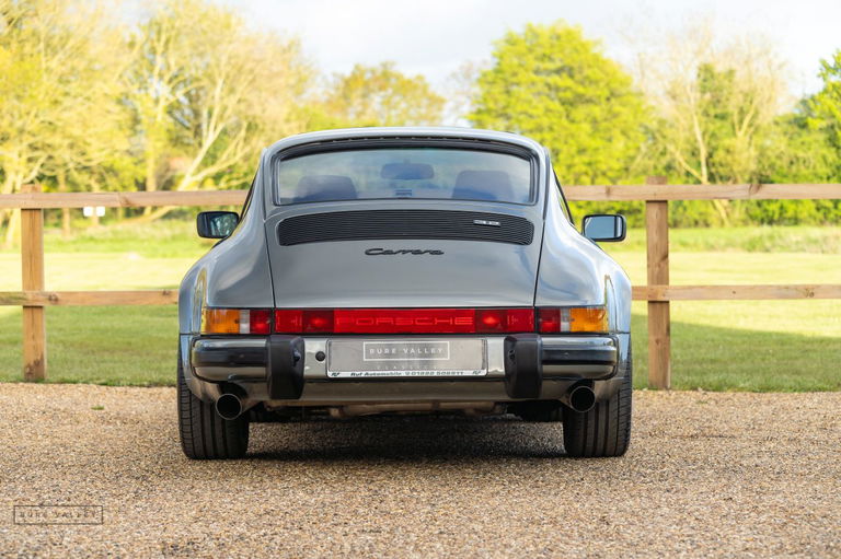 Porsche 911 Carrera 3.2