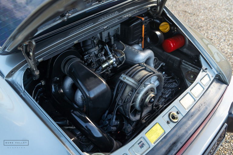 Porsche 911 Carrera 3.2