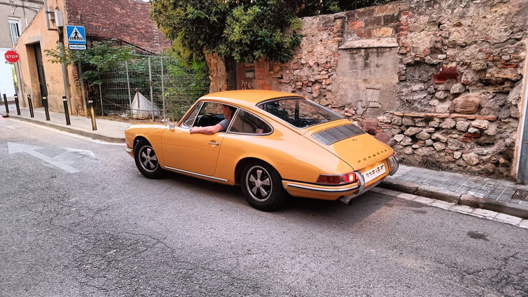 Porsche 911