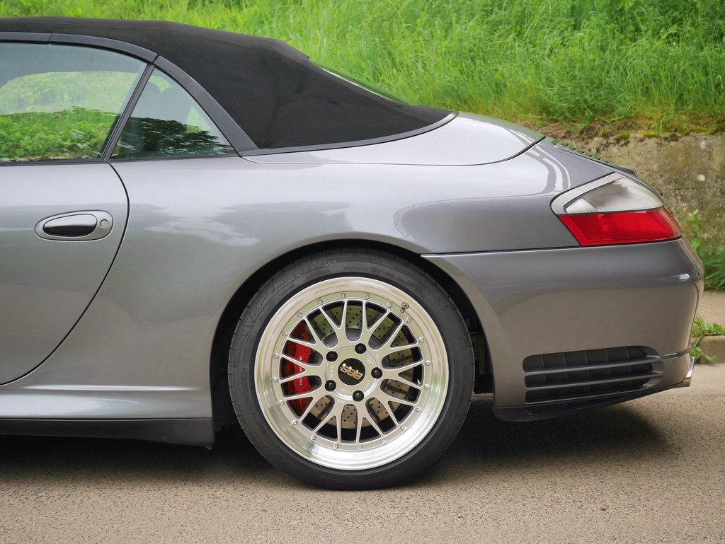 Porsche 996 Carrera 4S