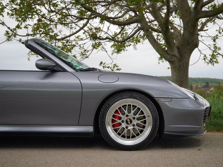 Porsche 996 Carrera 4S
