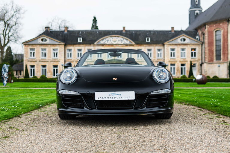 Porsche 991 Carrera 4 GTS