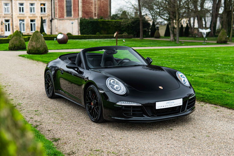 Porsche 991 Carrera 4 GTS