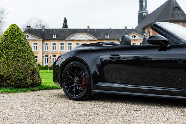Porsche 991 Carrera 4 GTS