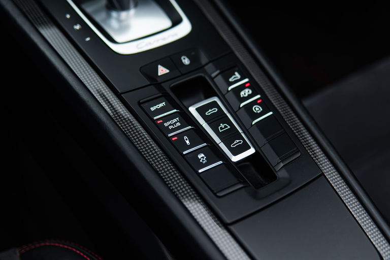 Porsche 991 Carrera 4 GTS