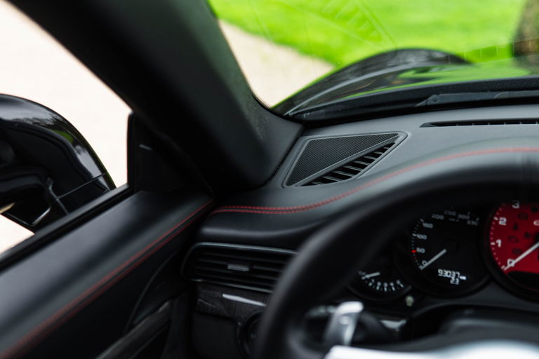 Porsche 991 Carrera 4 GTS