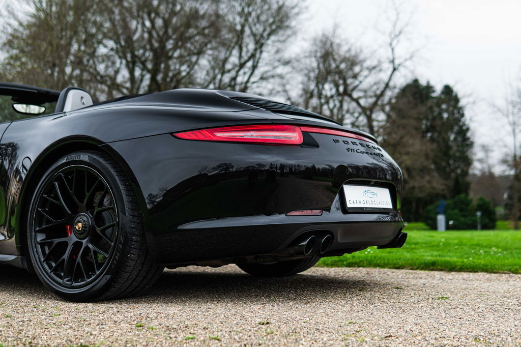 Porsche 991 Carrera 4 GTS