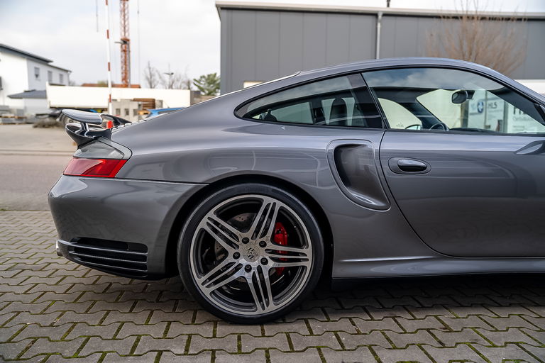 Porsche 996 Turbo