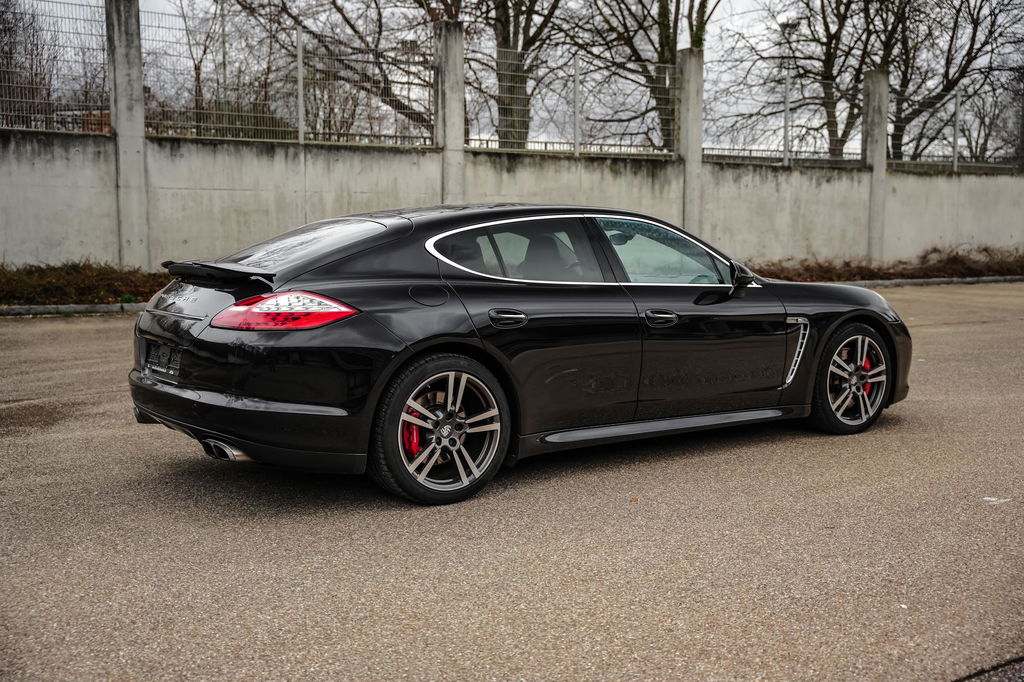 Porsche Panamera Turbo