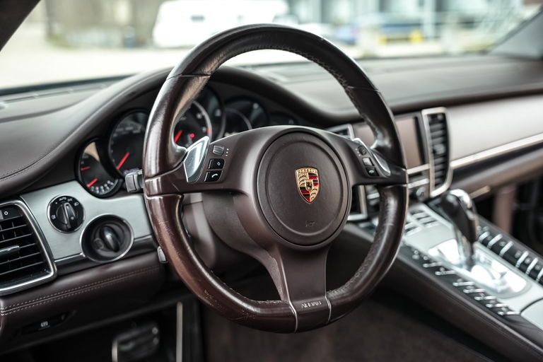 Porsche Panamera Turbo