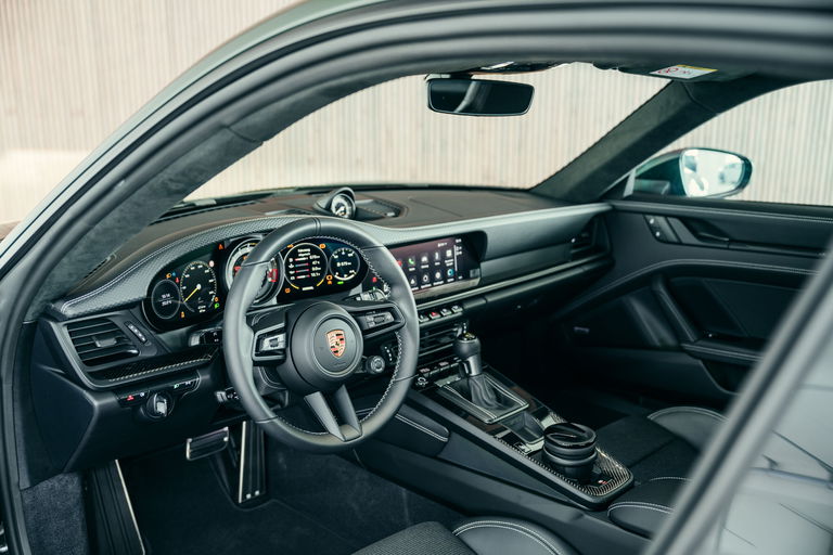 Porsche 992 GT3 Touring