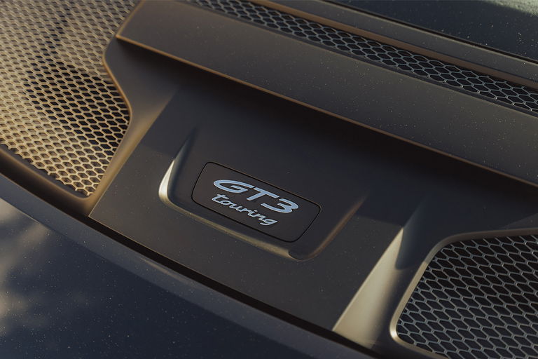 Porsche 992 GT3 Touring