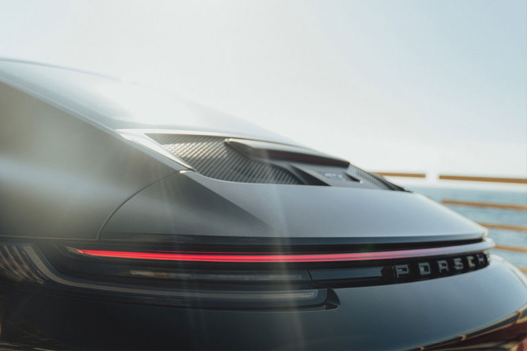 Porsche 992 GT3 Touring