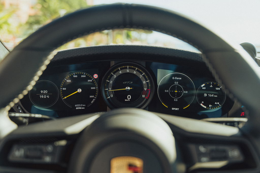 Porsche 992 GT3 Touring