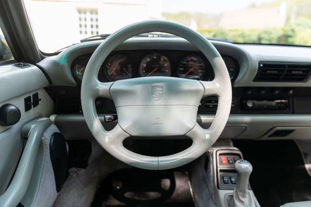 Porsche 993 Carrera 4S