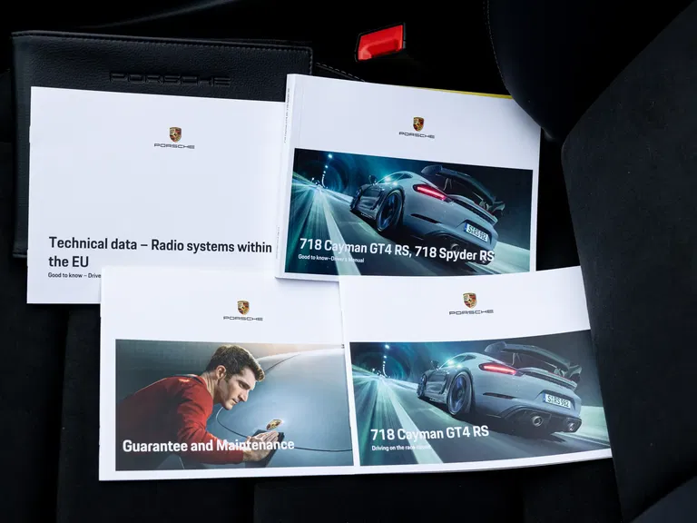 Porsche 718 Spyder RS