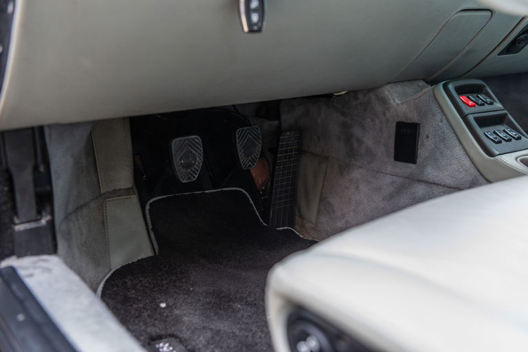 Porsche 993 Carrera 4S