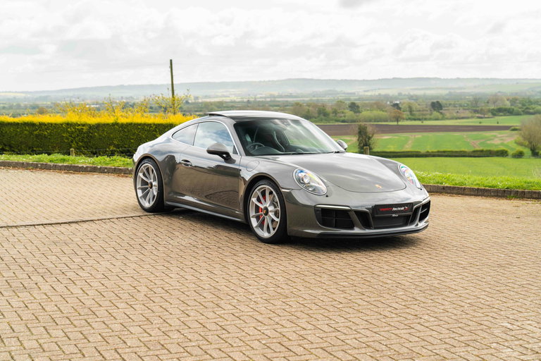 Porsche 991.2 Carrera GTS